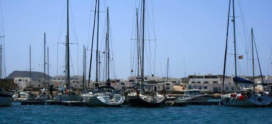 Caleta de Sebo + Venesatamat ja jahtisatamat Lanzarotella 