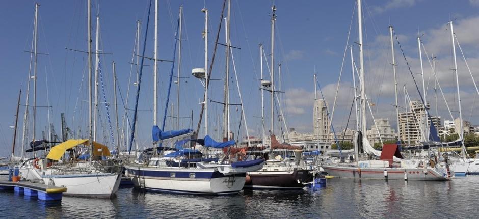 Marina del Sur, venesatamat ja satamat Teneriffalla 