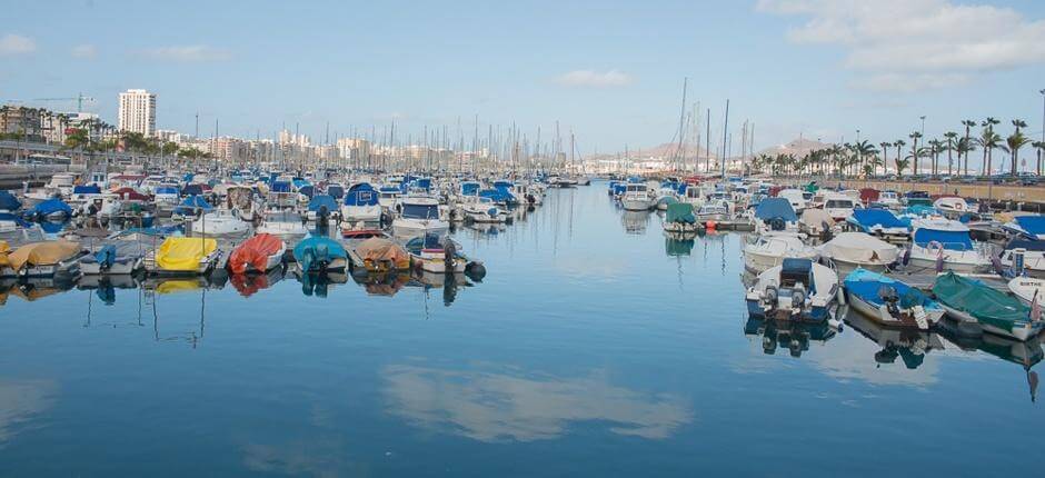 Las Palmas de Gran Canarian venesatama, Venesatamat ja satamat Gran Canarialla