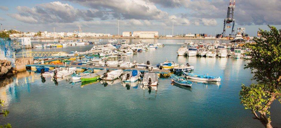 Puerto del Rosario Harbour, venesatamat ja satamat Fuerteventuralla 