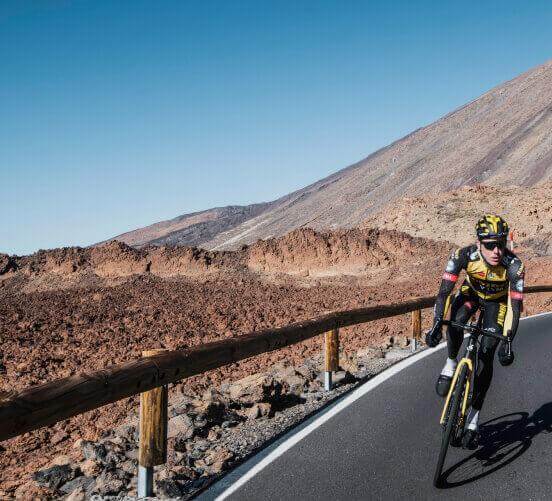 Banner rutas de ciclismo en las Islas Canarias.