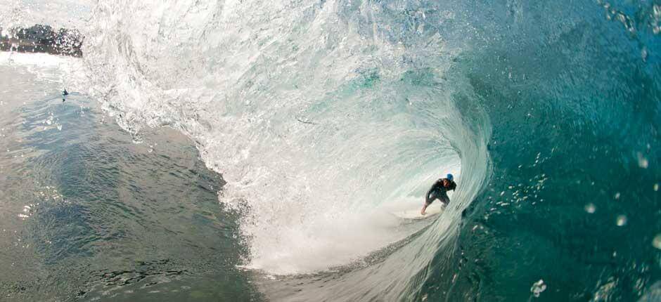 Surffaus El Quemaolla + Surffauskohteet Lanzarotella 