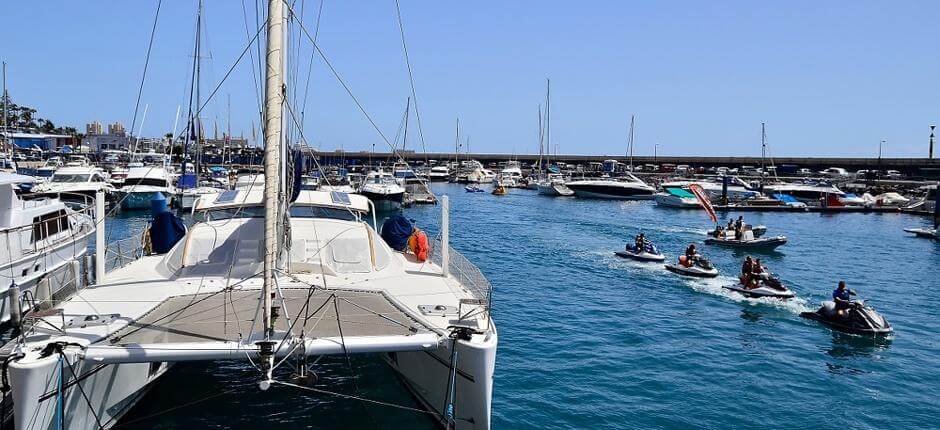 Puerto Colón, venesatamat ja satamat Teneriffalla